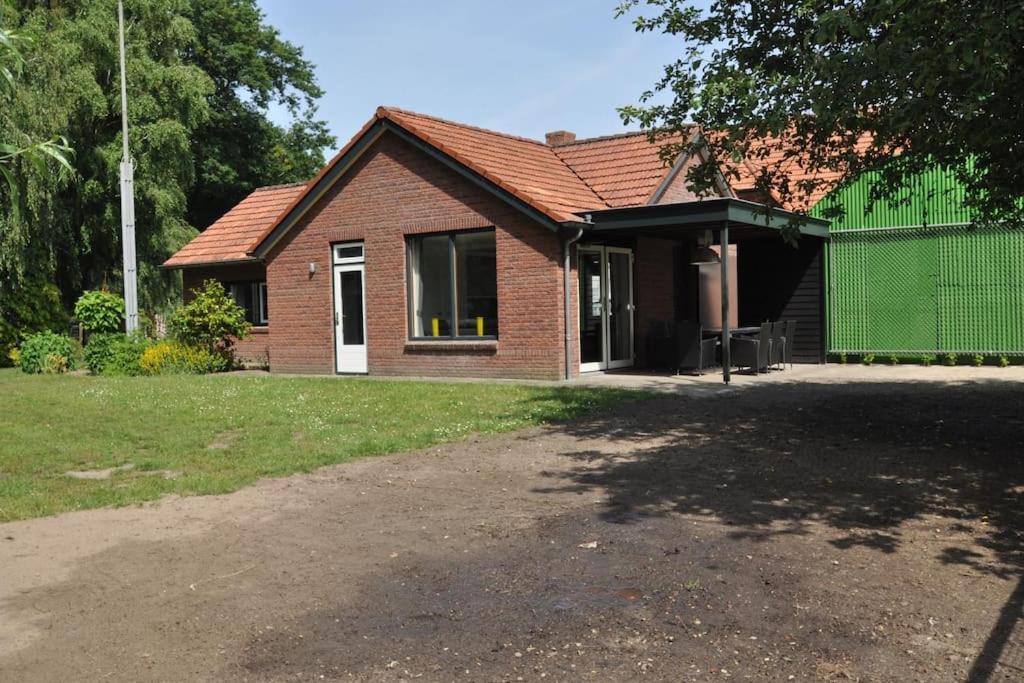 Vakantiewoning nabij Toverland Griendtsveen Buitenkant foto